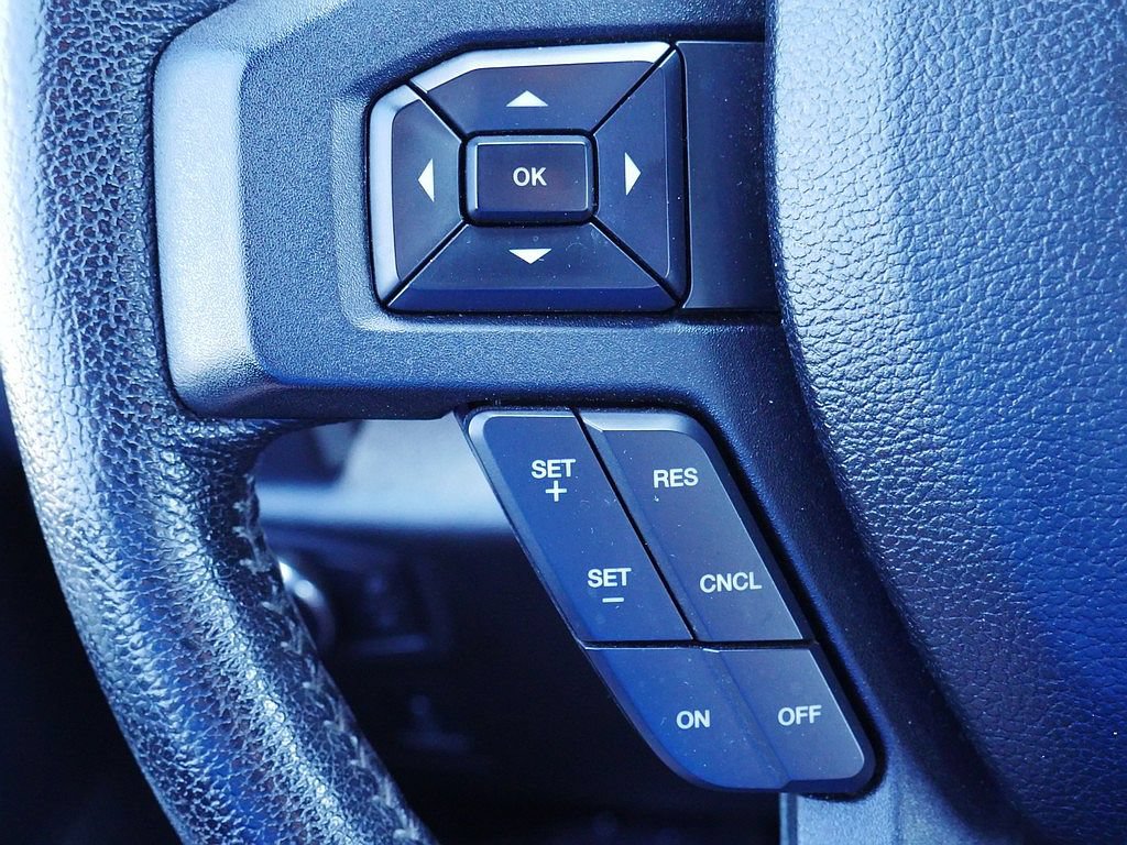 Used 2015 Ford F150 XLT w/ Equipment Group 302A Luxury AWD/4WD image 33