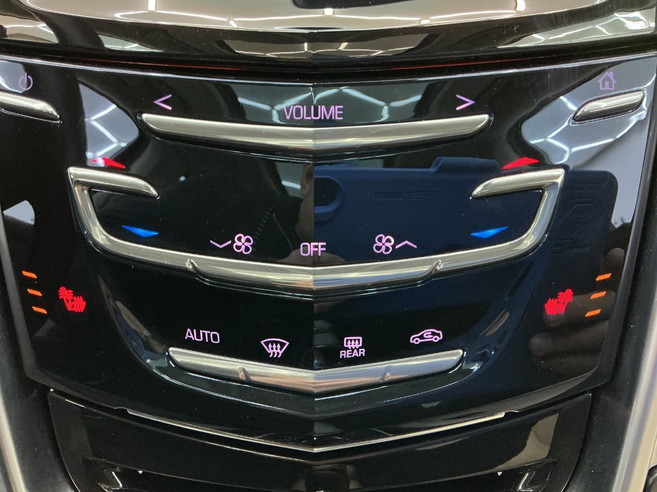 Used 2014 Cadillac SRX Luxury w/ Driver Awareness Package FWD image 36