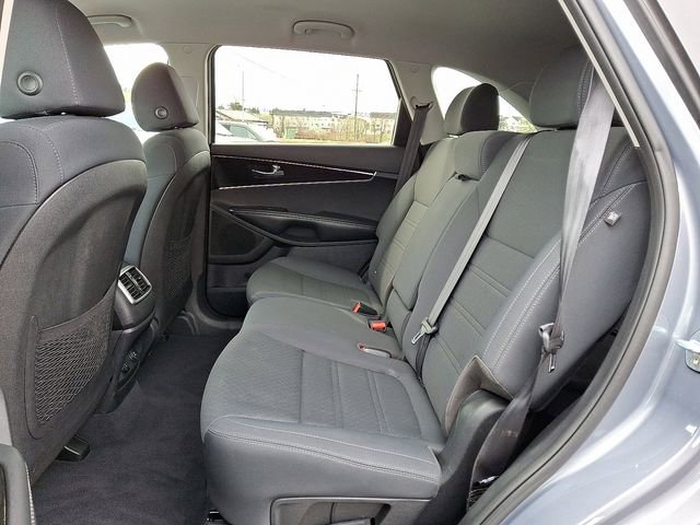 Used 2020 Kia Sorento LX image 10