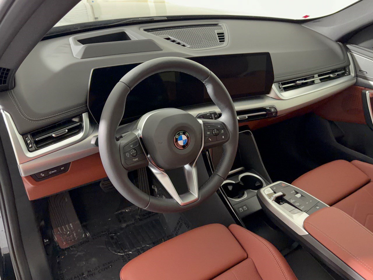 New 2026 BMW X1 xDrive28i w/ Technology Package AWD/4WD image 4