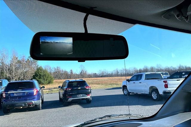 Used 2023 GMC Savana 3500 w/ Driver Convenience Package image 14