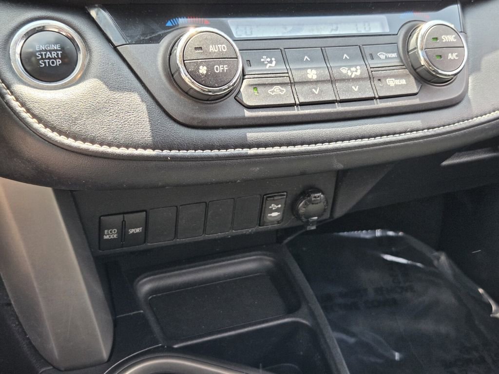 Used 2018 Toyota RAV4 XLE w/ Plus Extra Value Package image 20