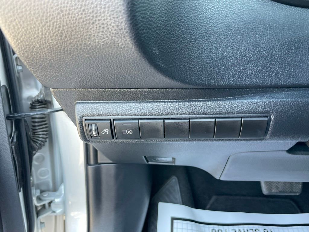 Used 2023 Toyota Corolla SE image 12