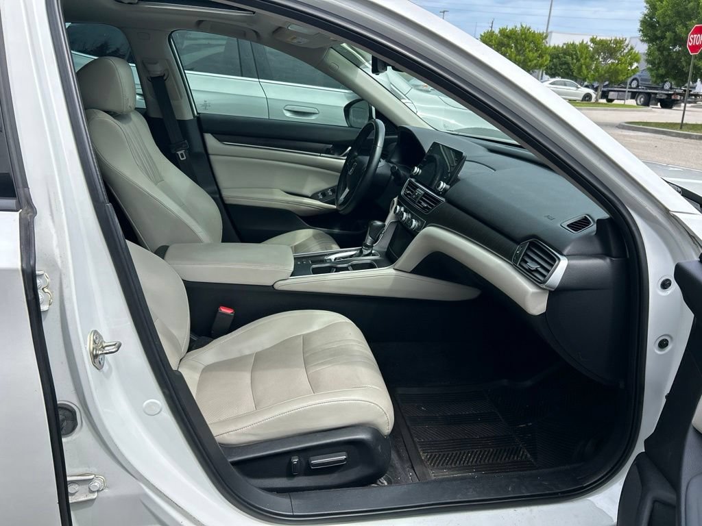 Used 2018 Honda Accord EX-L image 38