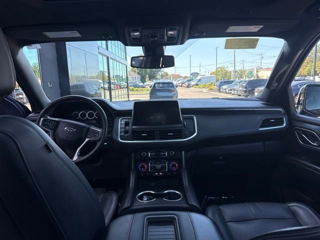 Used 2021 Chevrolet Tahoe RST w/ Luxury Package AWD/4WD image 17