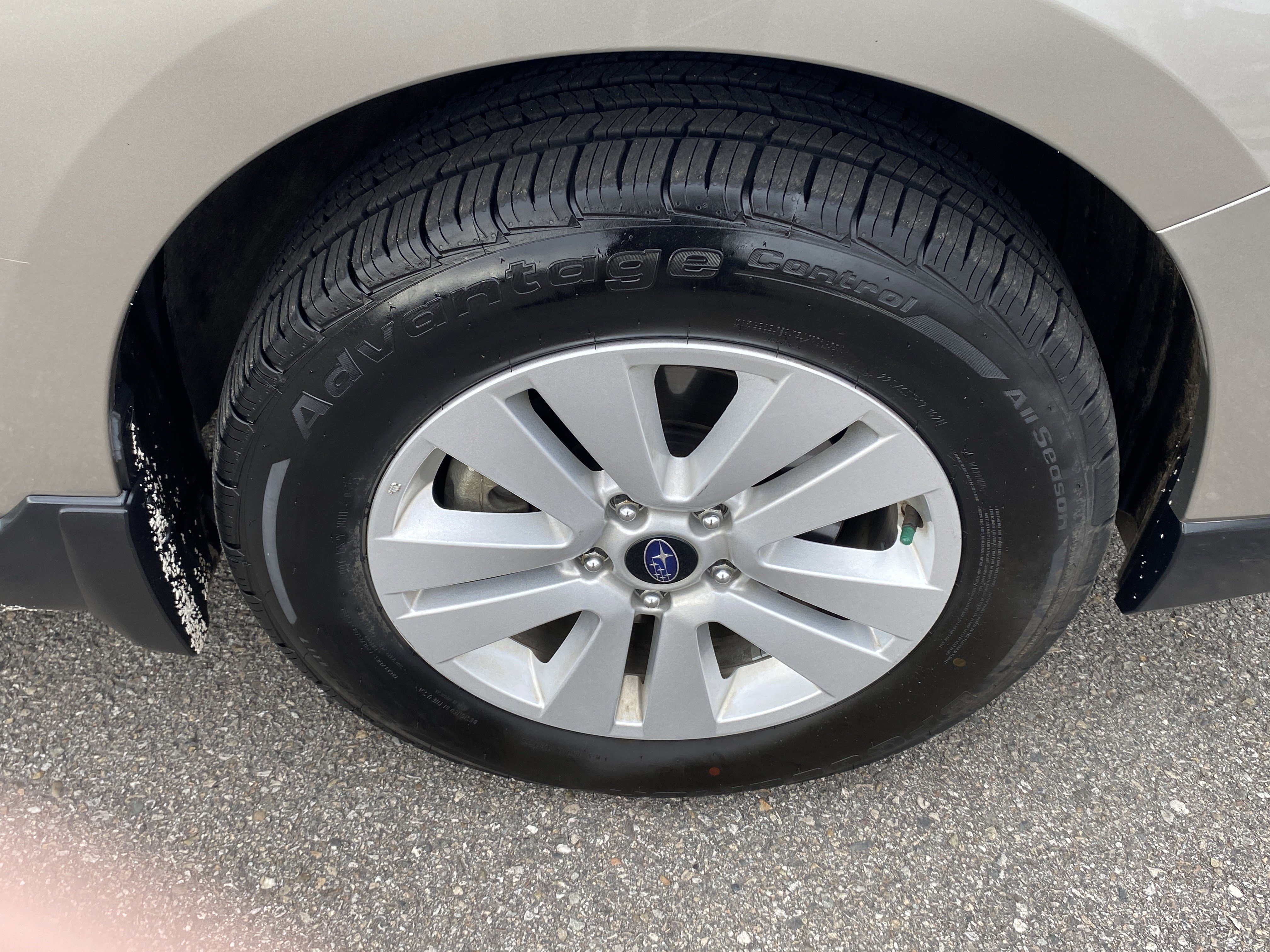 Used 2019 Subaru Outback 2.5i Premium w/ Popular Package #2 image 28