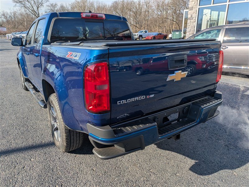 Used 2019 Chevrolet Colorado Z71 AWD/4WD image 5