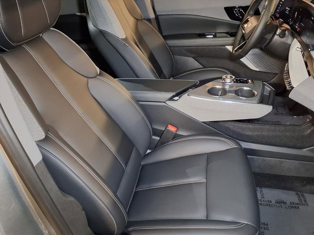 Used 2026 Cadillac Optiq Sport 1 image 22
