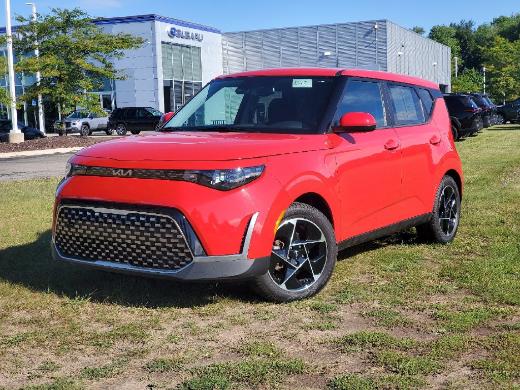 Used 2023 Kia Soul EX FWD image 30