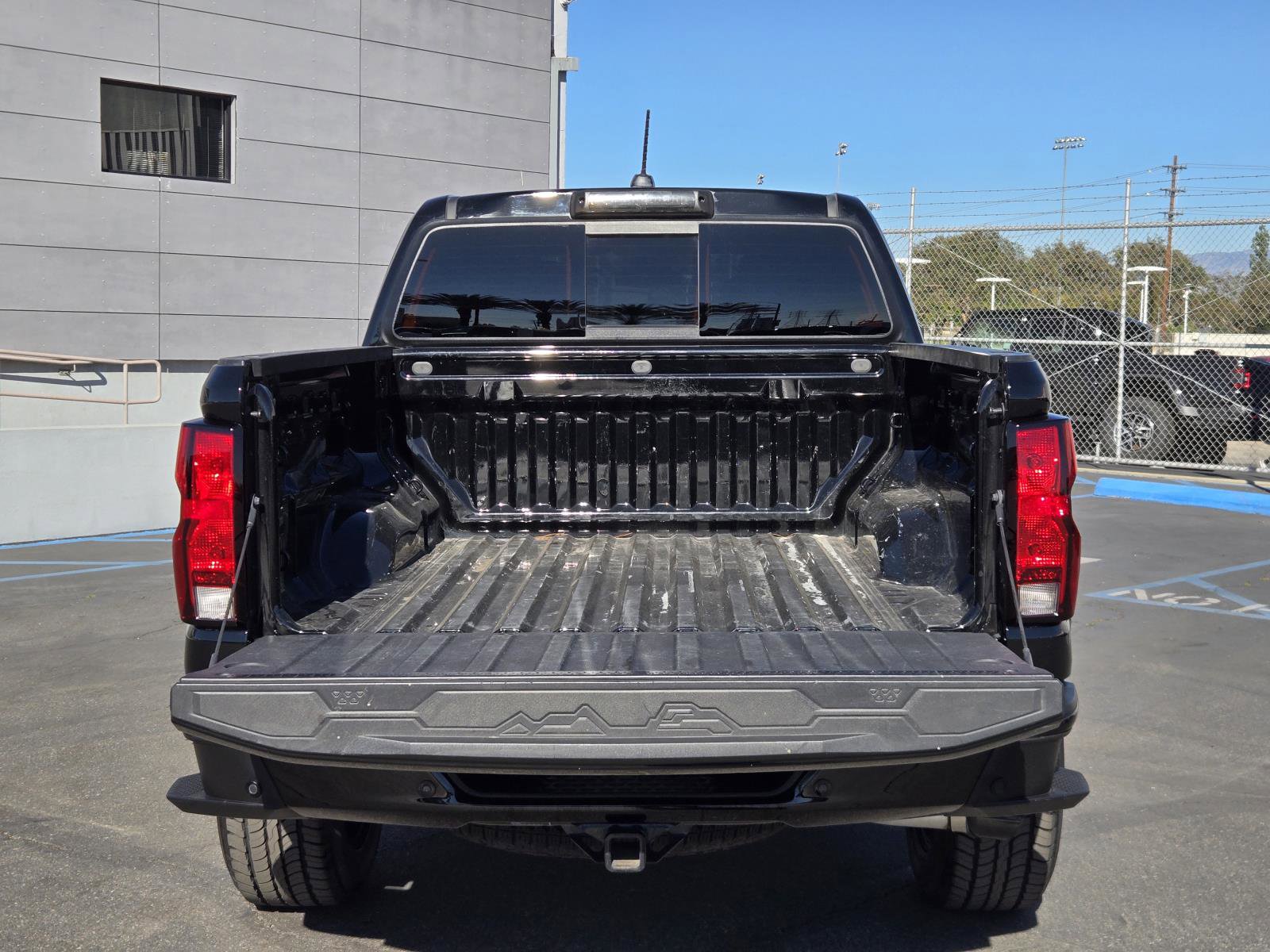 Used 2024 Chevrolet Colorado Trail Boss w/ Advanced Trailering Package image 26