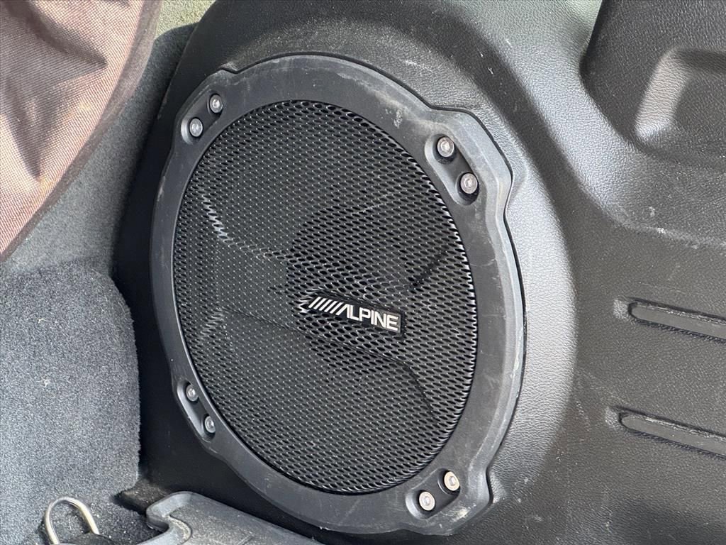 Used 2022 Jeep Wrangler Unlimited Sahara w/ Cold Weather Group image 10