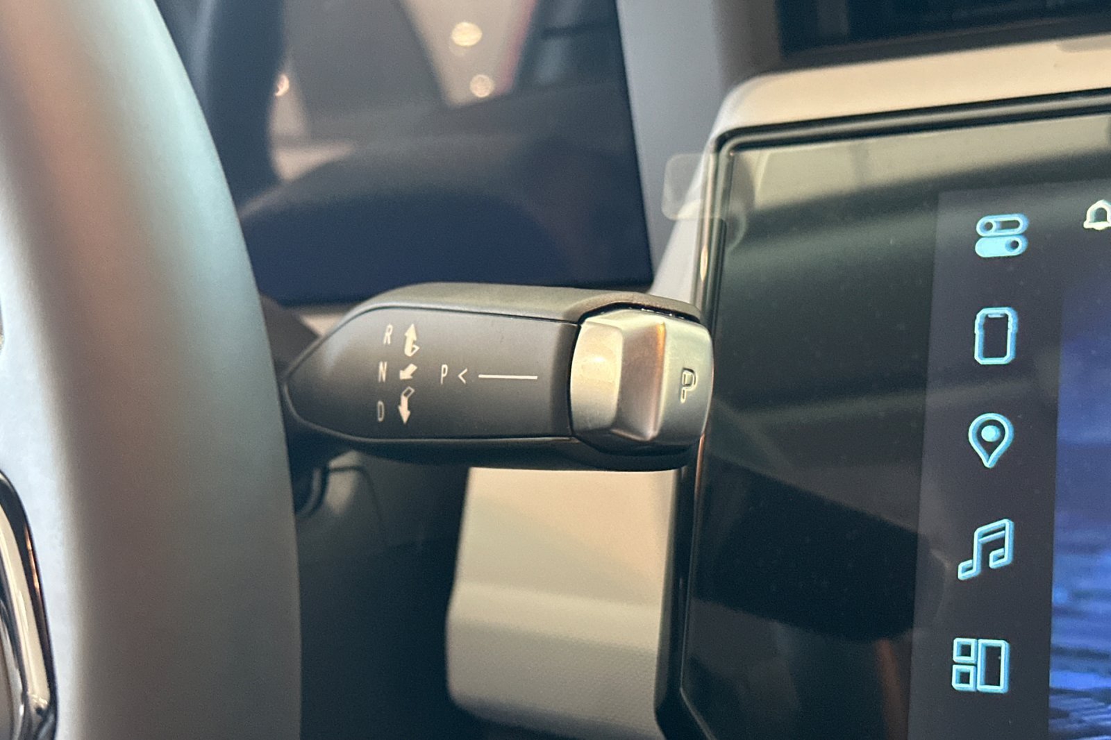 New 2027 Chevrolet Bolt RS FWD image 18