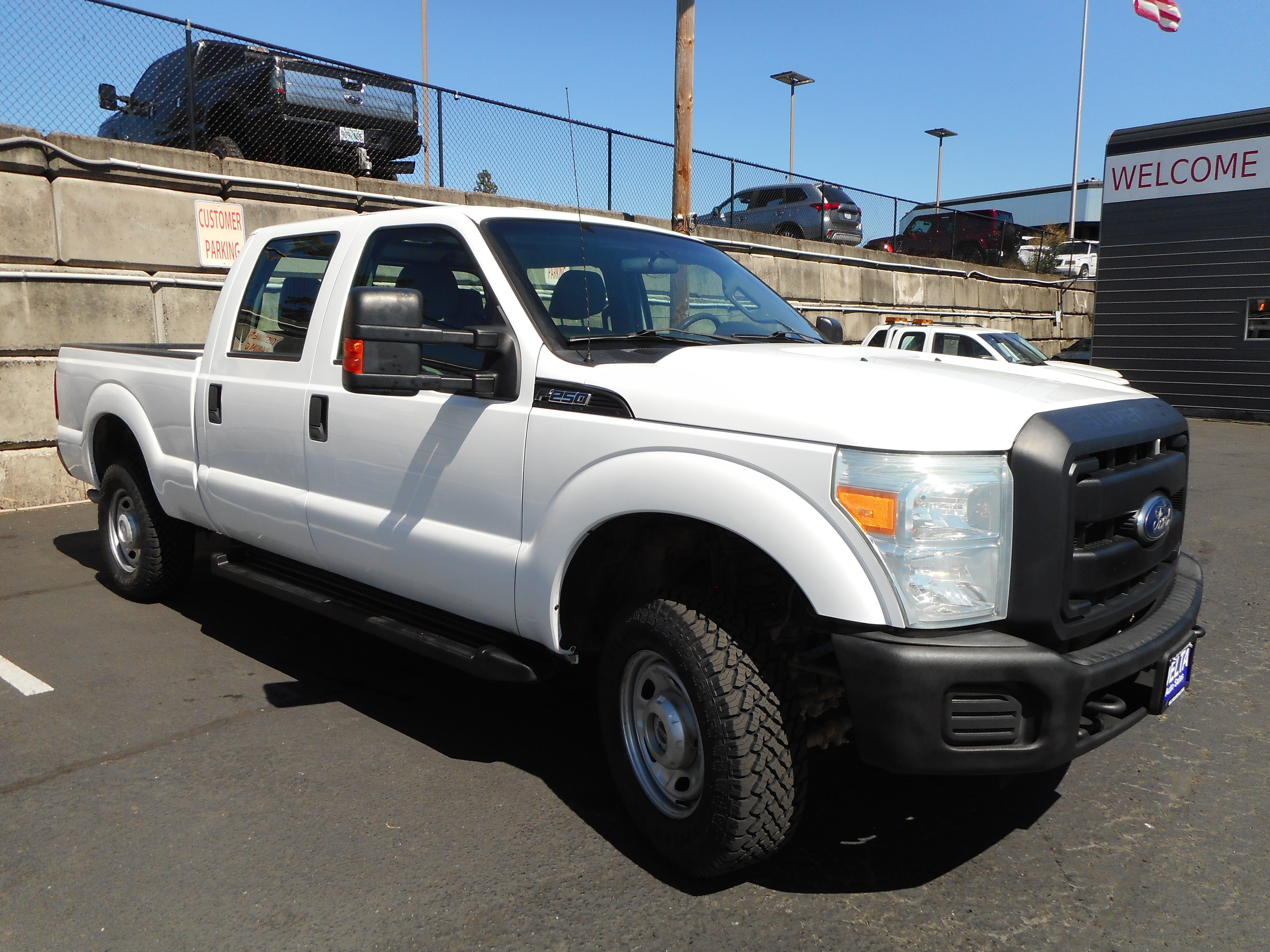 Used 2016 Ford F250 XL w/ Power Equipment Group AWD/4WD image 1