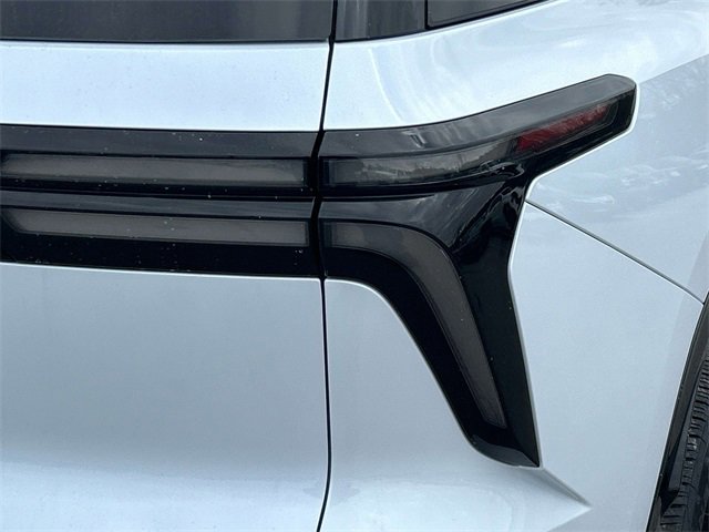 New 2026 Chevrolet Traverse RS image 8