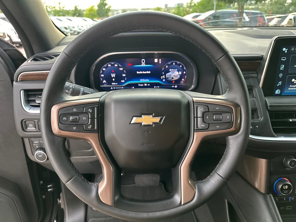 Used 2023 Chevrolet Suburban High Country AWD/4WD image 19