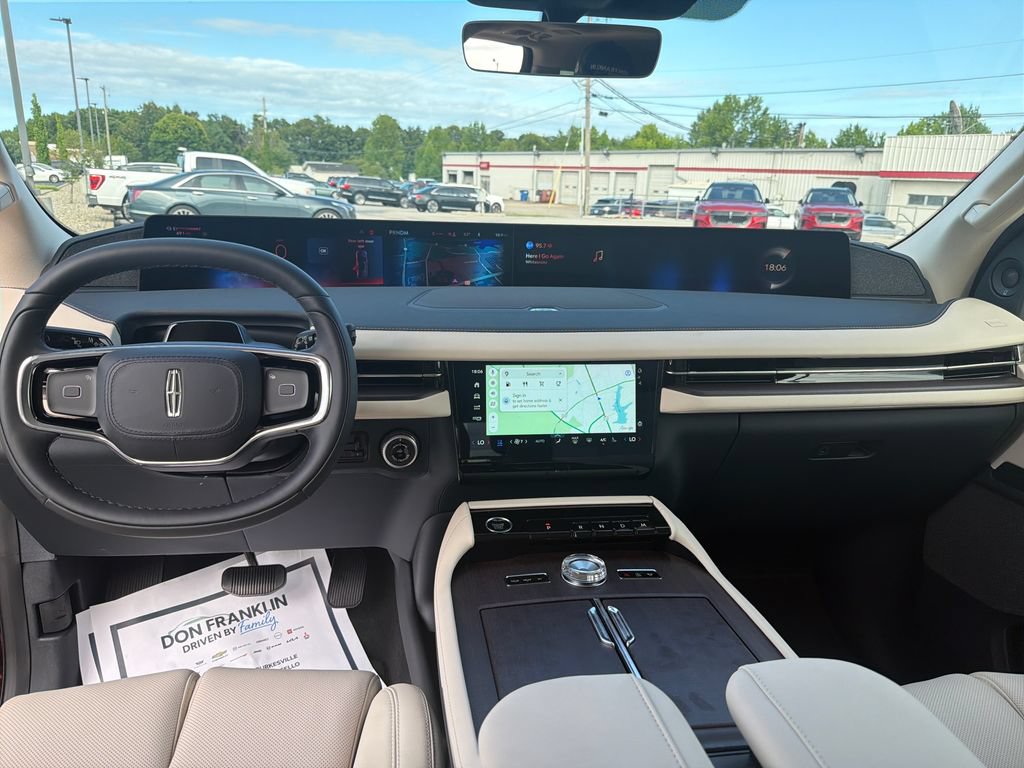 New 2027 Lincoln Navigator L Reserve w/ Jet Appearance Package AWD/4WD image 16