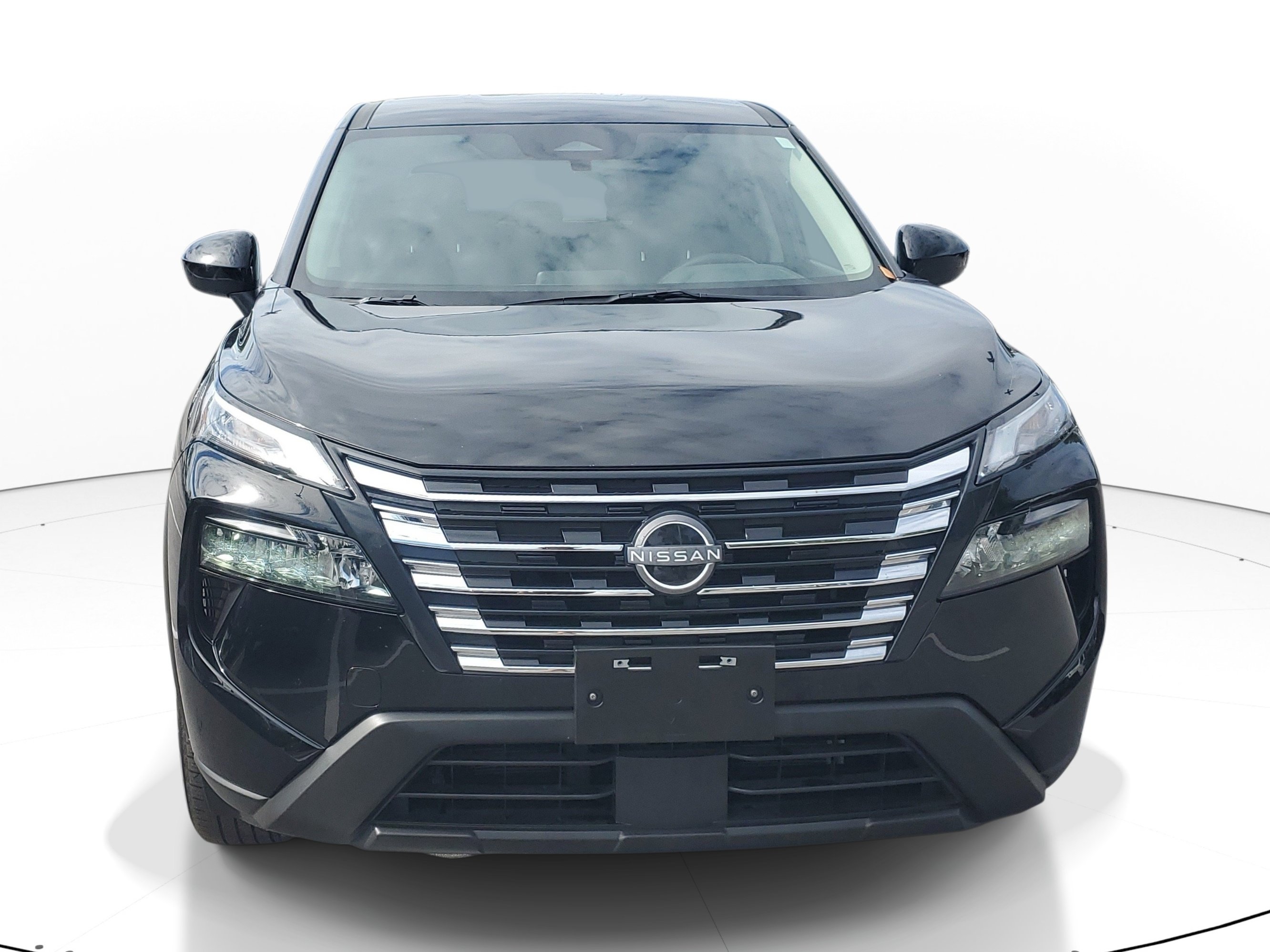 Used 2025 Nissan Rogue SV AWD/4WD image 3