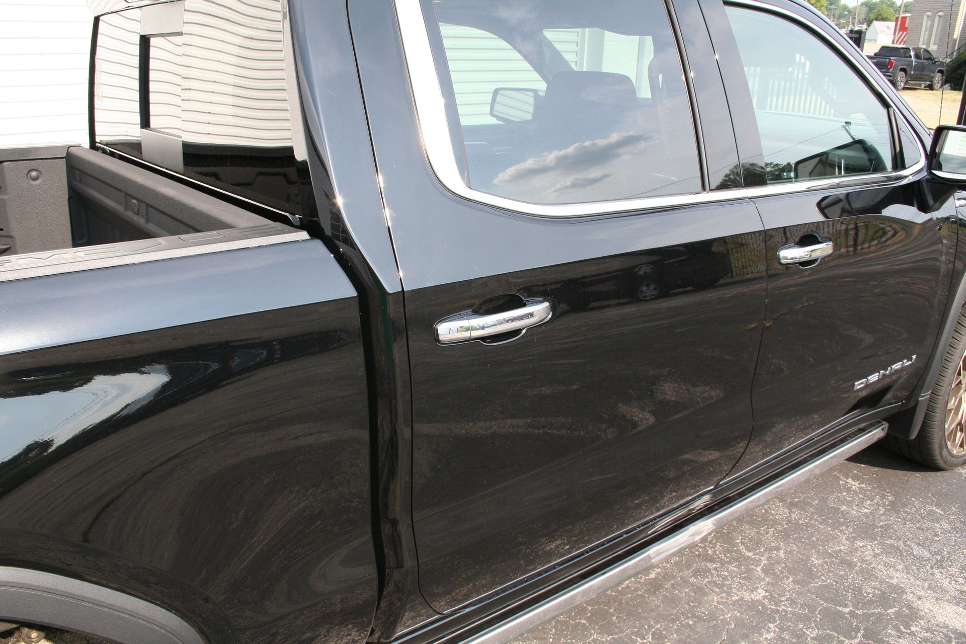 Used 2024 GMC Sierra 1500 Denali w/ Denali Reserve Package image 25