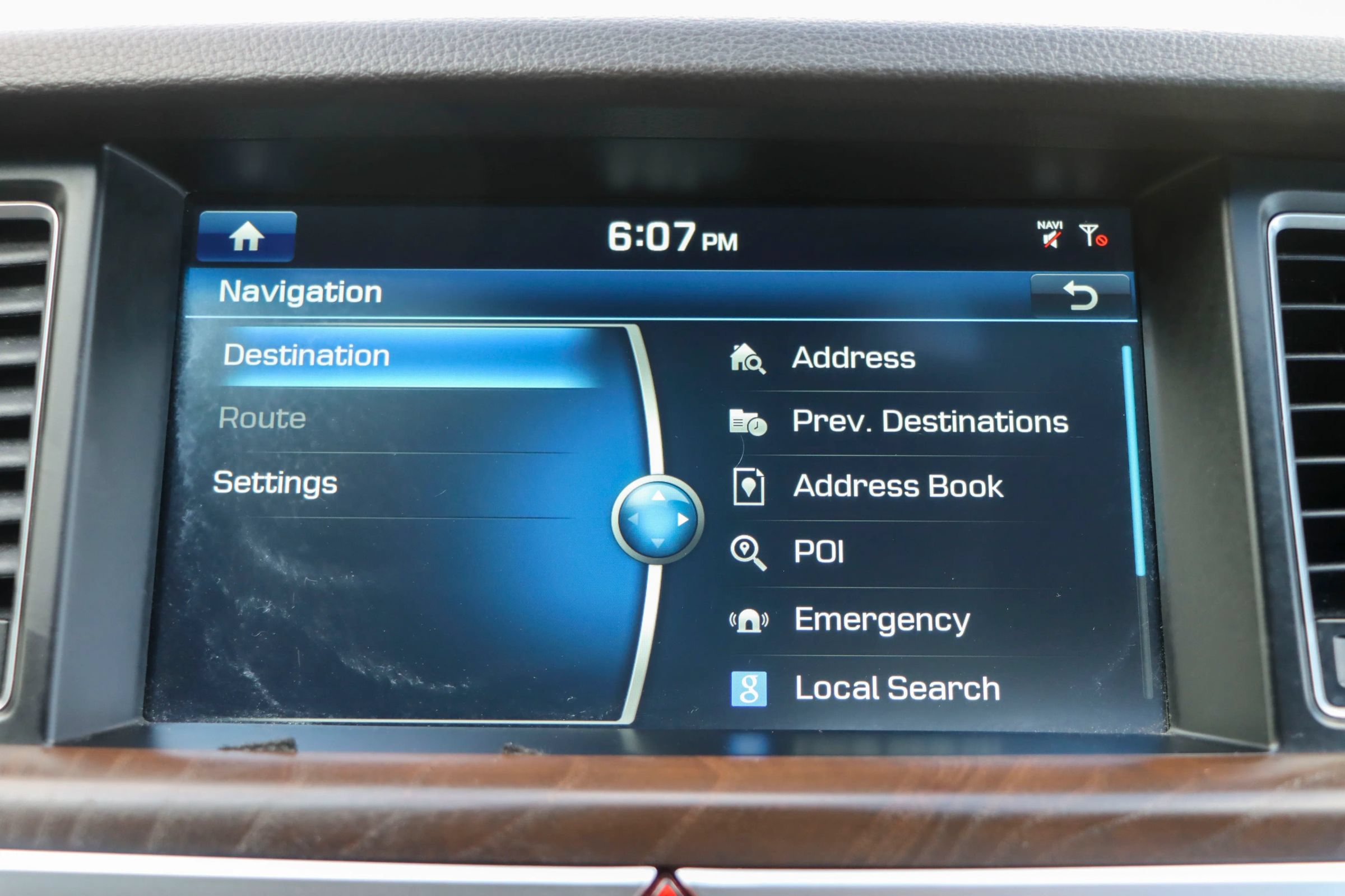 Used 2015 Hyundai Genesis 3.8 w/ Option Group 04 AWD/4WD image 35