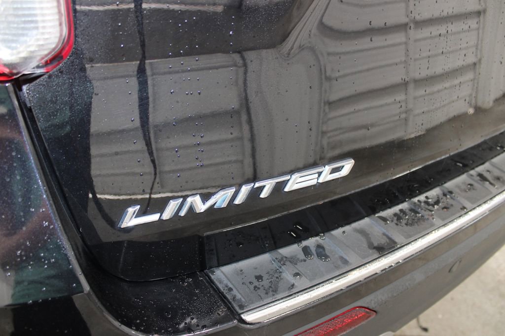 Used 2023 Ford Explorer Limited image 24