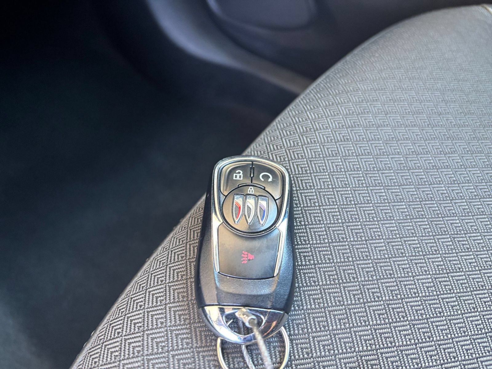 Used 2025 Buick Encore GX Preferred FWD image 43