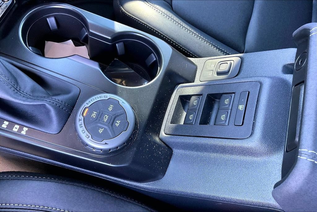 New 2025 Ford Bronco Badlands AWD/4WD image 13