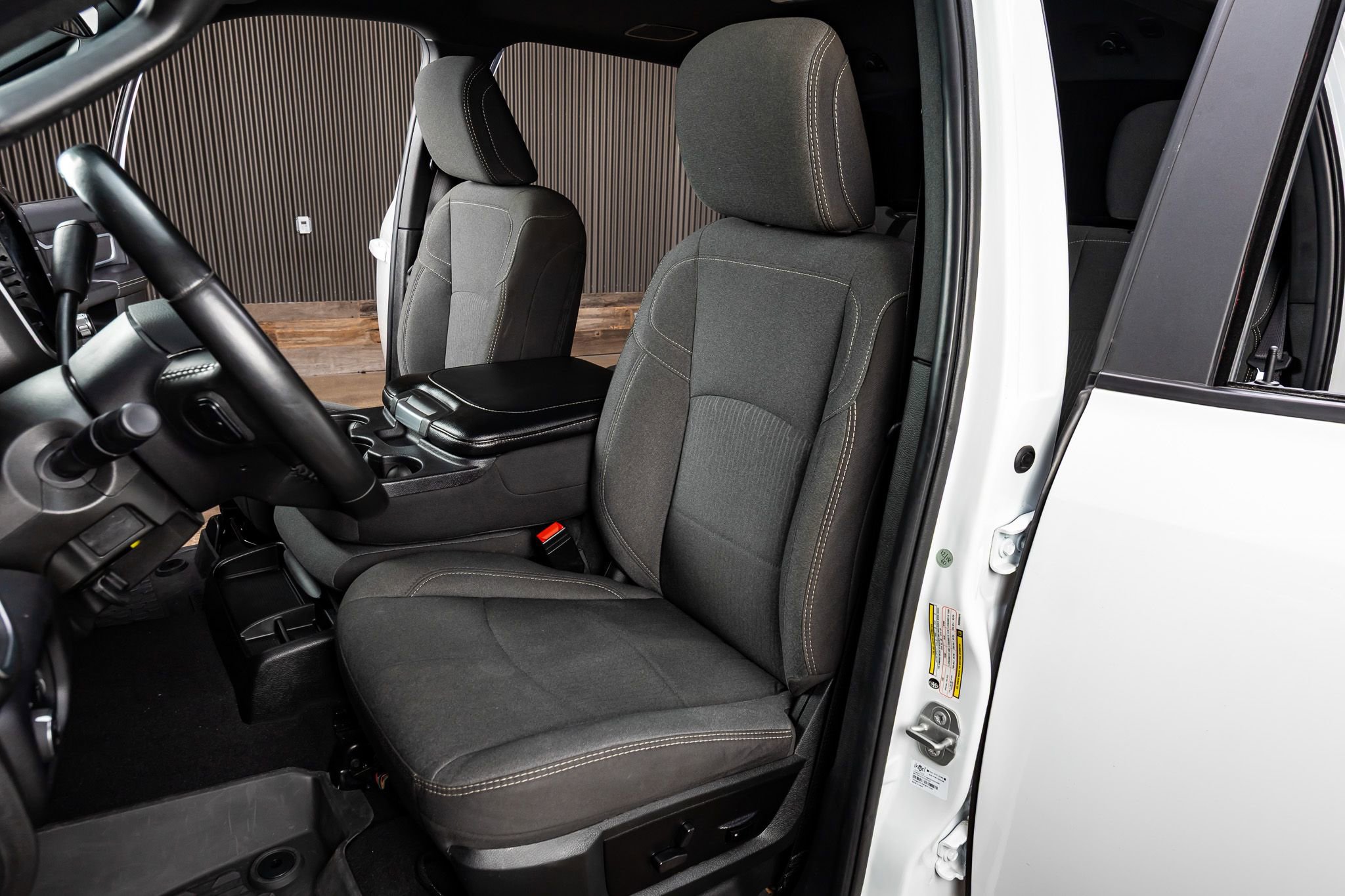 Used 2024 RAM 3500 Big Horn w/ Night Edition image 29