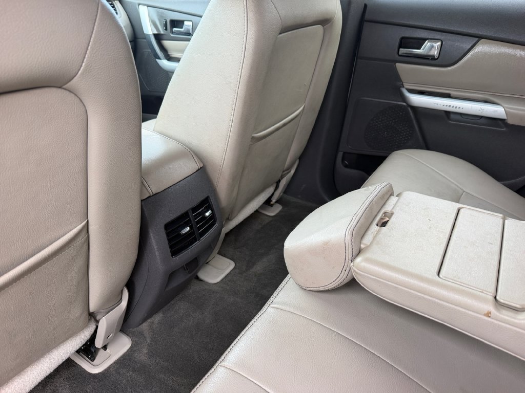 Used 2012 Ford Edge Limited AWD/4WD image 17