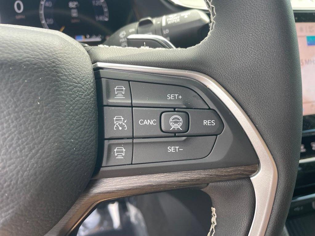 New 2026 Jeep Grand Cherokee Limited AWD/4WD image 33