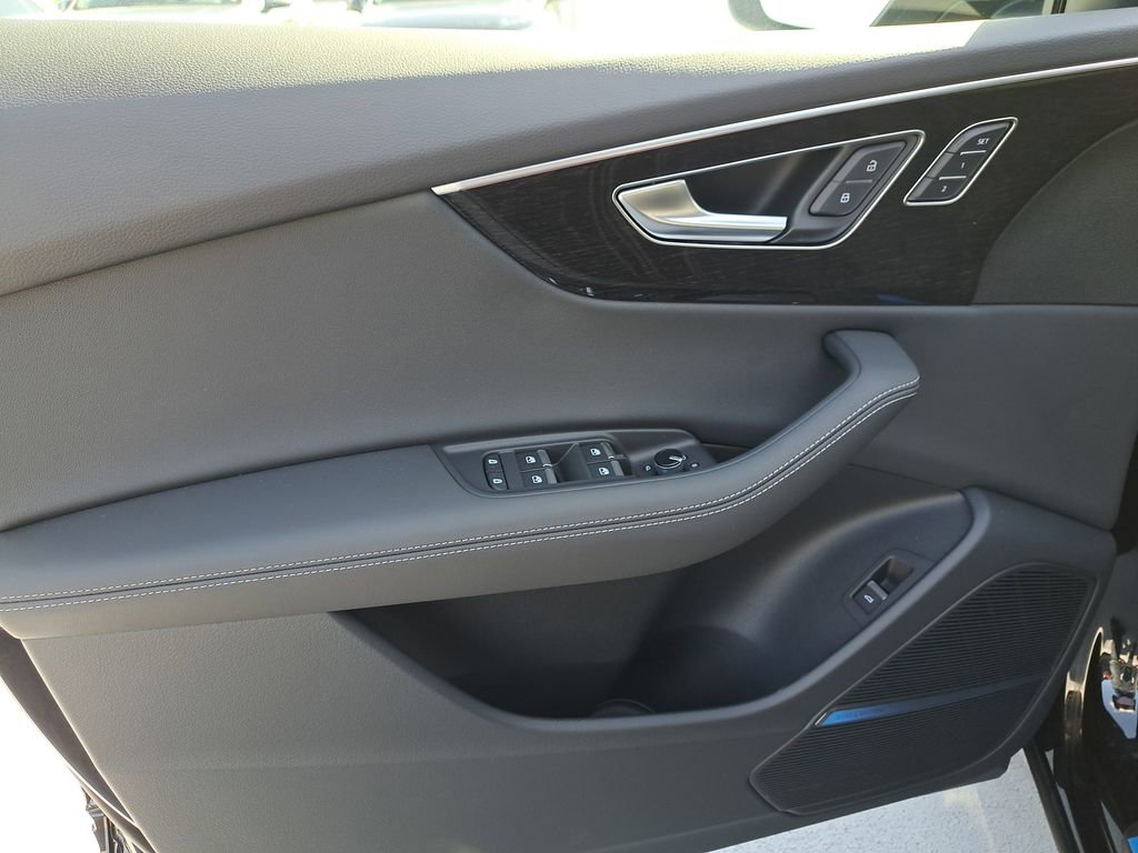 New 2026 Audi Q8 Premium Plus image 20