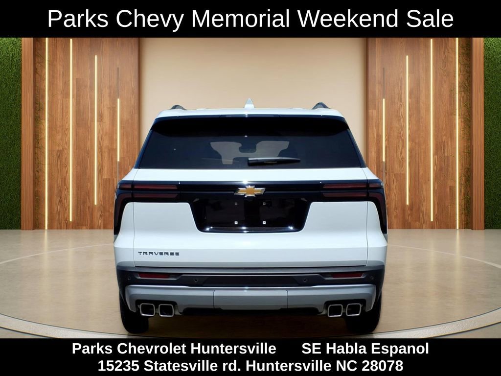 New 2026 Chevrolet Traverse LT w/ Driver Confidence Package FWD image 32