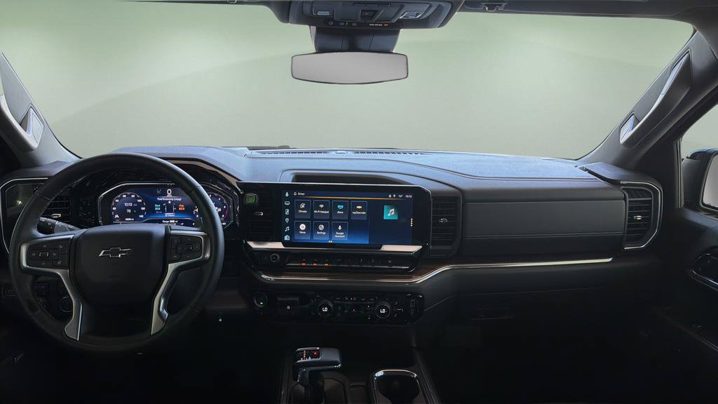Used 2024 Chevrolet Silverado 1500 LT Trail Boss w/ Convenience Package II AWD/4WD image 8