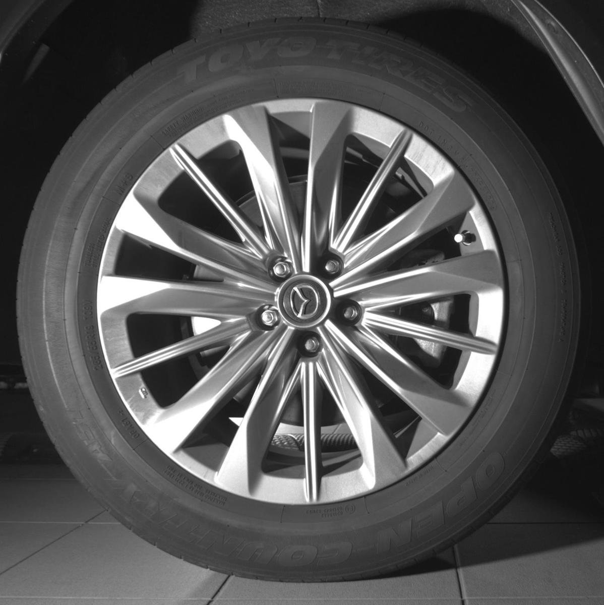 Certified 2024 MAZDA CX-90 3.3 Turbo w/ Preferred Plus AWD/4WD image 15