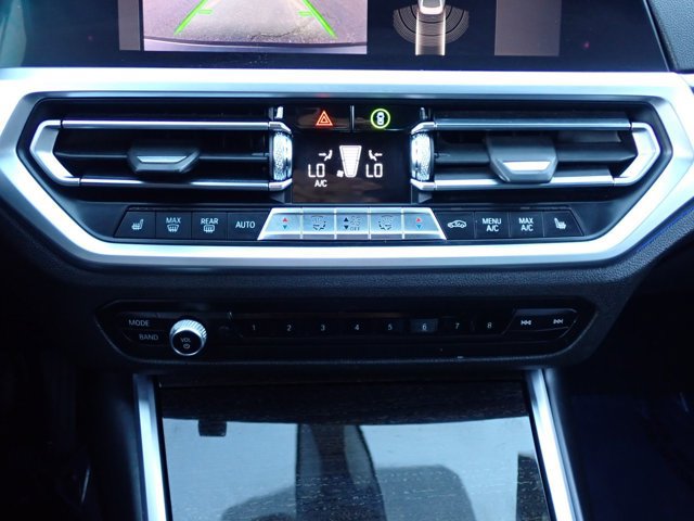 Used 2020 BMW 330i xDrive Sedan w/ Driving Assistance Package AWD/4WD image 18