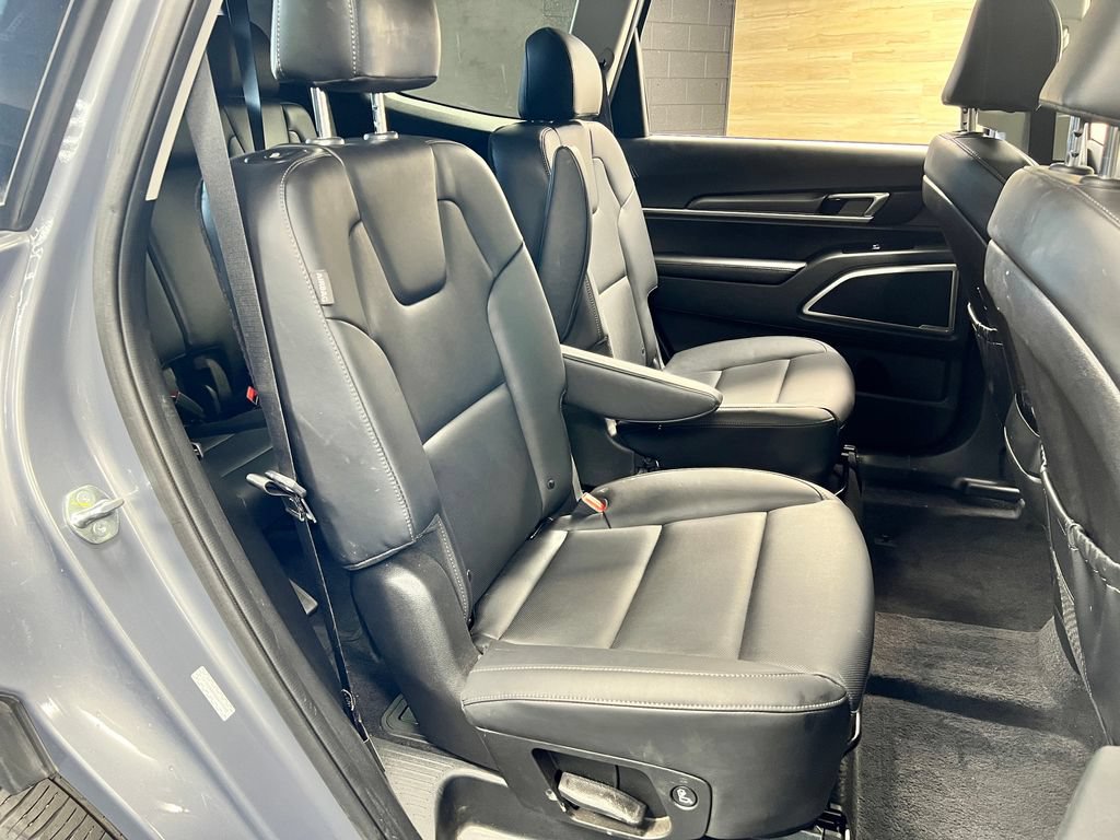 Used 2025 Kia Telluride S AWD/4WD image 20