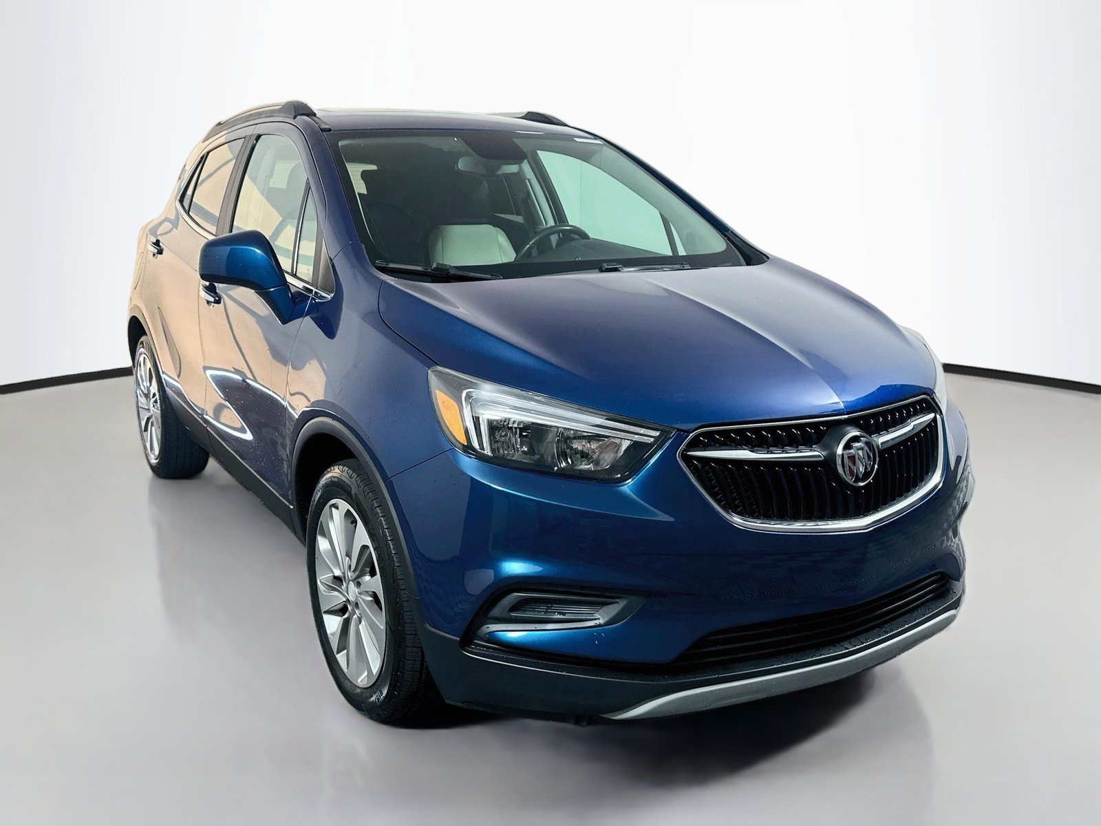 Used 2020 Buick Encore Preferred w/ Safety Package FWD image 1