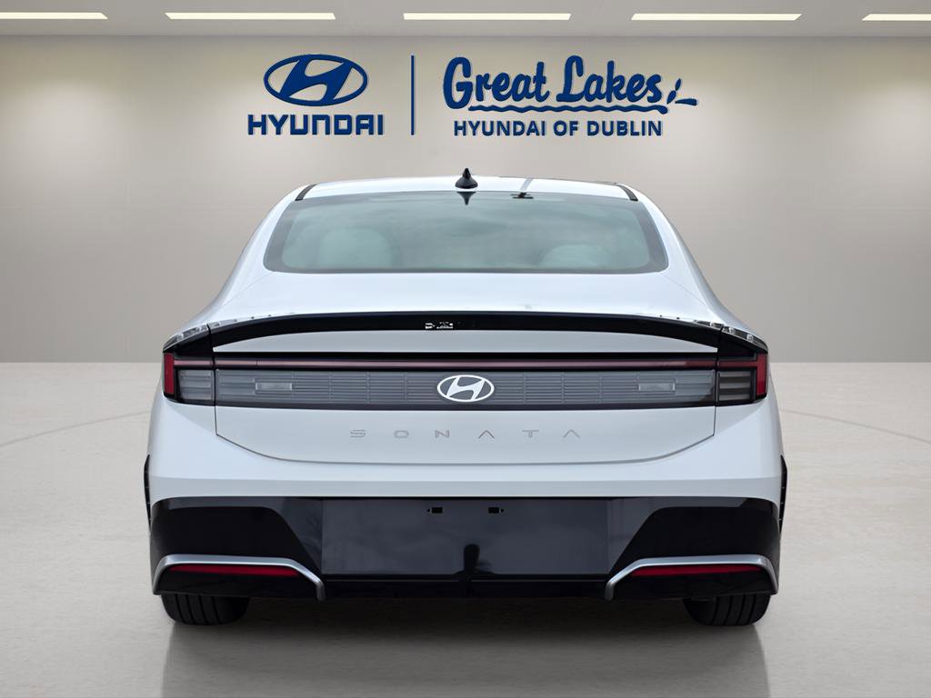 New 2026 Hyundai Sonata SEL FWD image 4