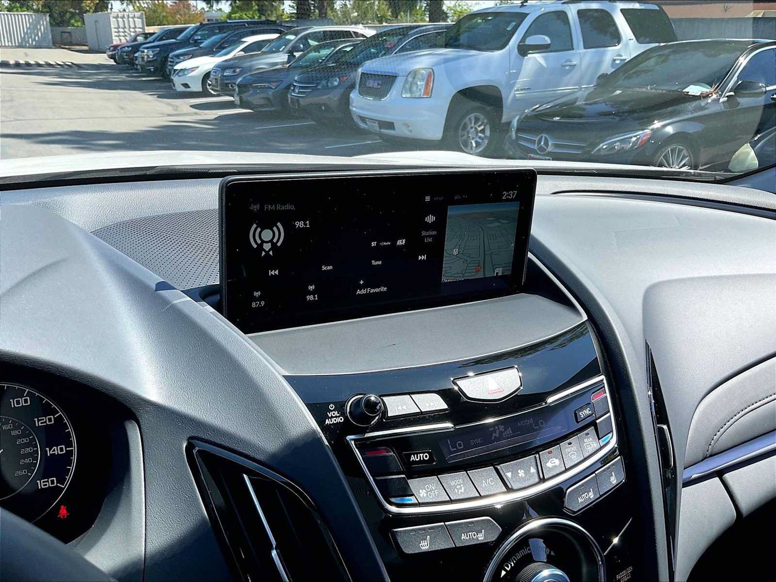 Used 2025 Acura RDX SH-AWD w/ Technology Package image 23