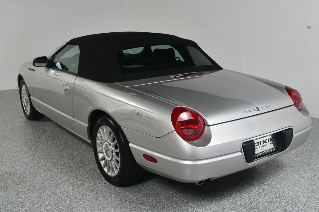 Used 2004 Ford Thunderbird RWD image 25