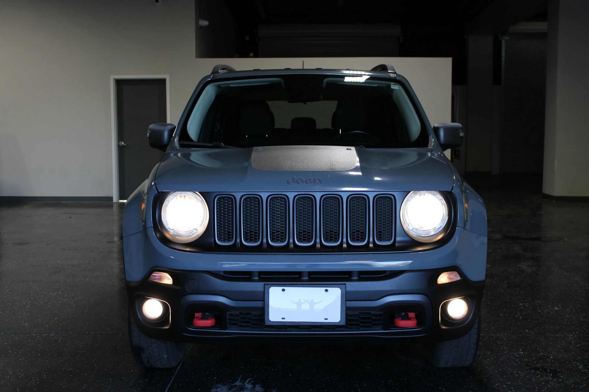 Used 2017 Jeep Renegade Trailhawk AWD/4WD image 7