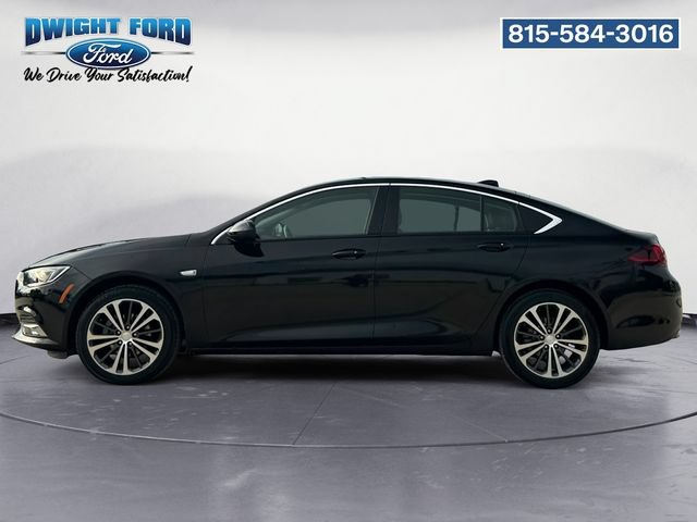 Used 2018 Buick Regal Preferred FWD image 2