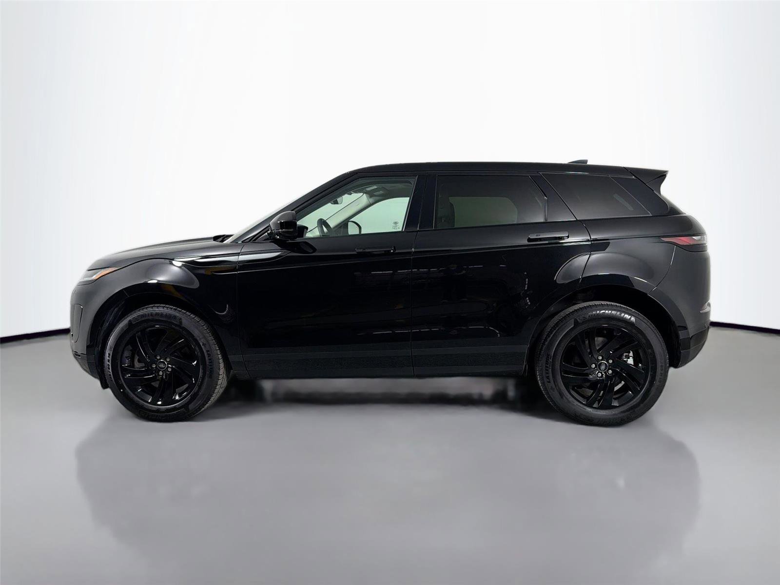 Certified 2025 Land Rover Range Rover Evoque S AWD/4WD image 8