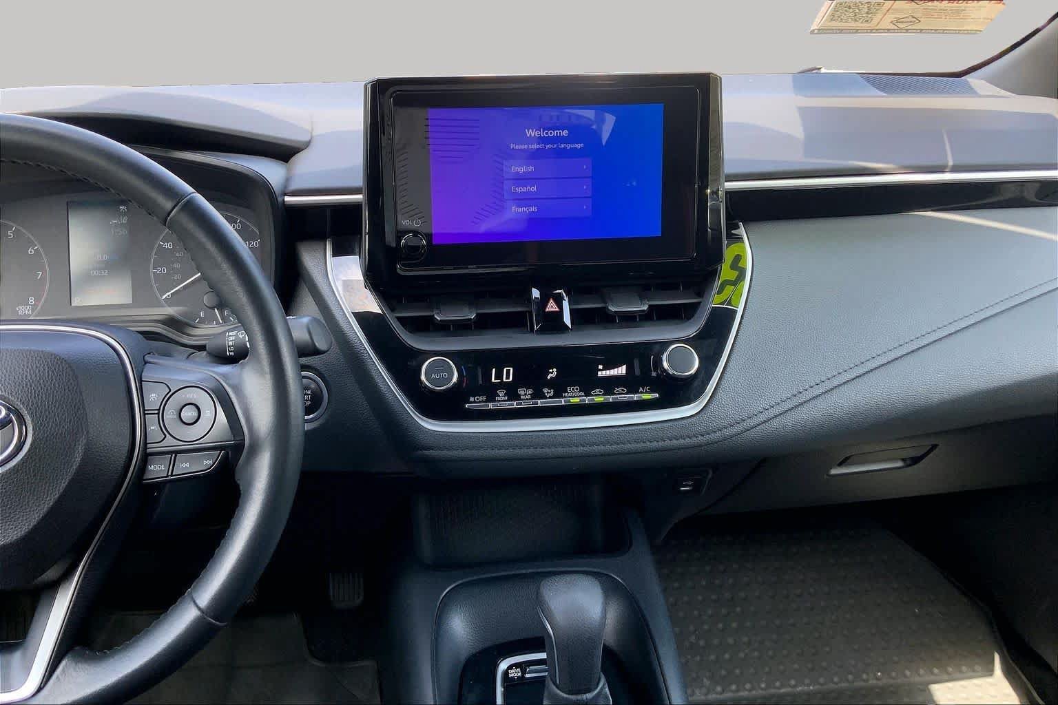 Certified 2023 Toyota Corolla SE w/ SE Premium Package FWD image 6