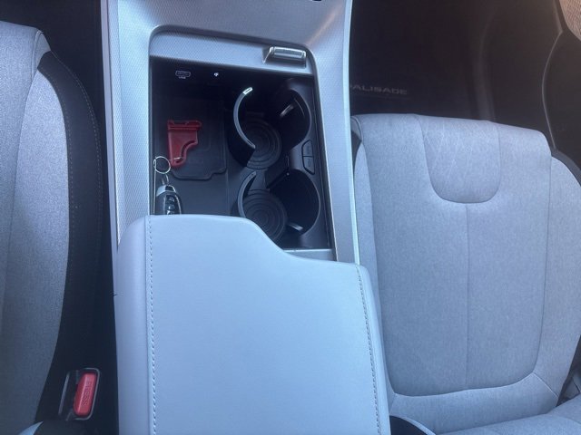 Used 2022 Hyundai Palisade SEL w/ Convenience Package image 12