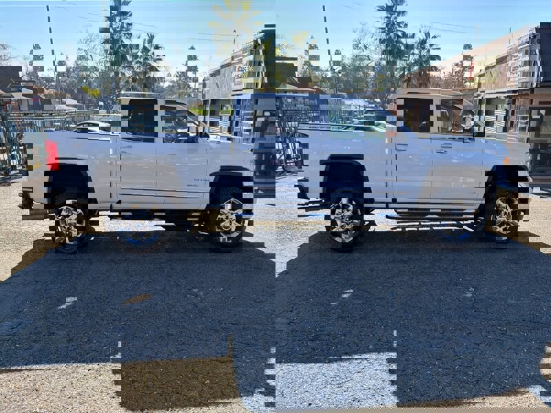 Used 2019 GMC Sierra 2500 SLT w/ Duramax Plus Package image 7