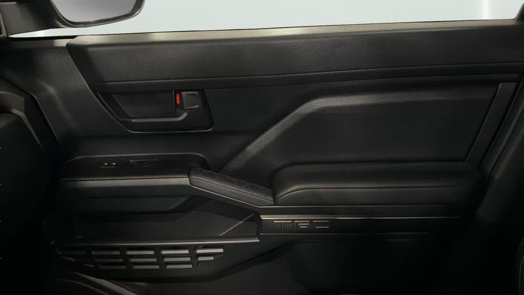 Used 2025 Toyota 4Runner TRD Off-Road Premium image 13