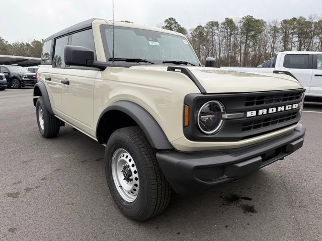 New 2025 Ford Bronco 4-Door image 7