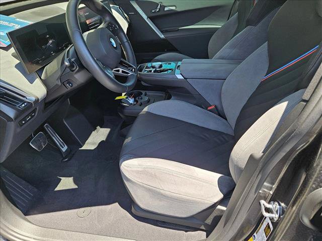 Used 2026 BMW iX xDrive45 w/ M Sport Package AWD/4WD image 15