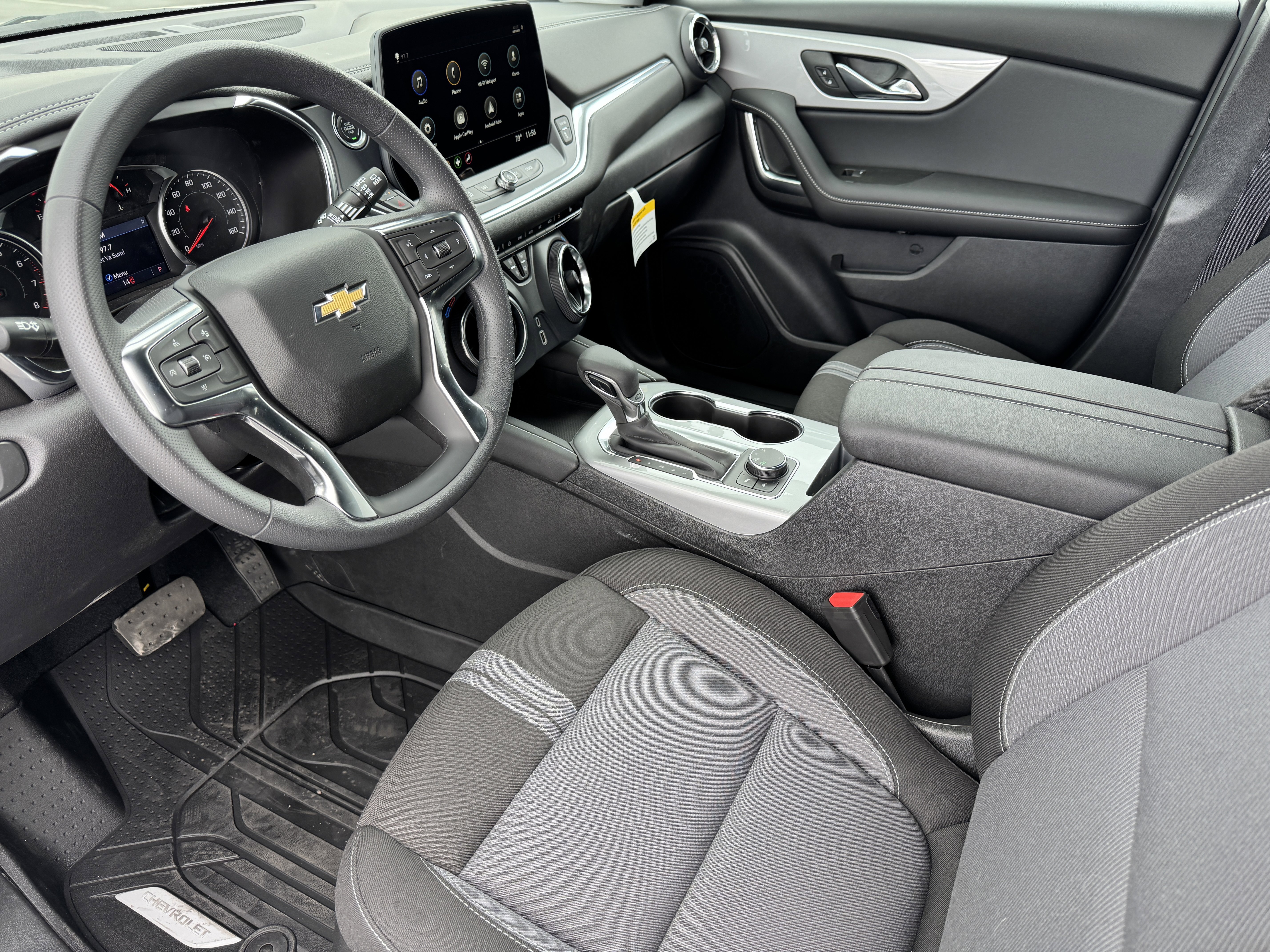 New 2025 Chevrolet Blazer LT w/ Midnight/Sport Edition image 8