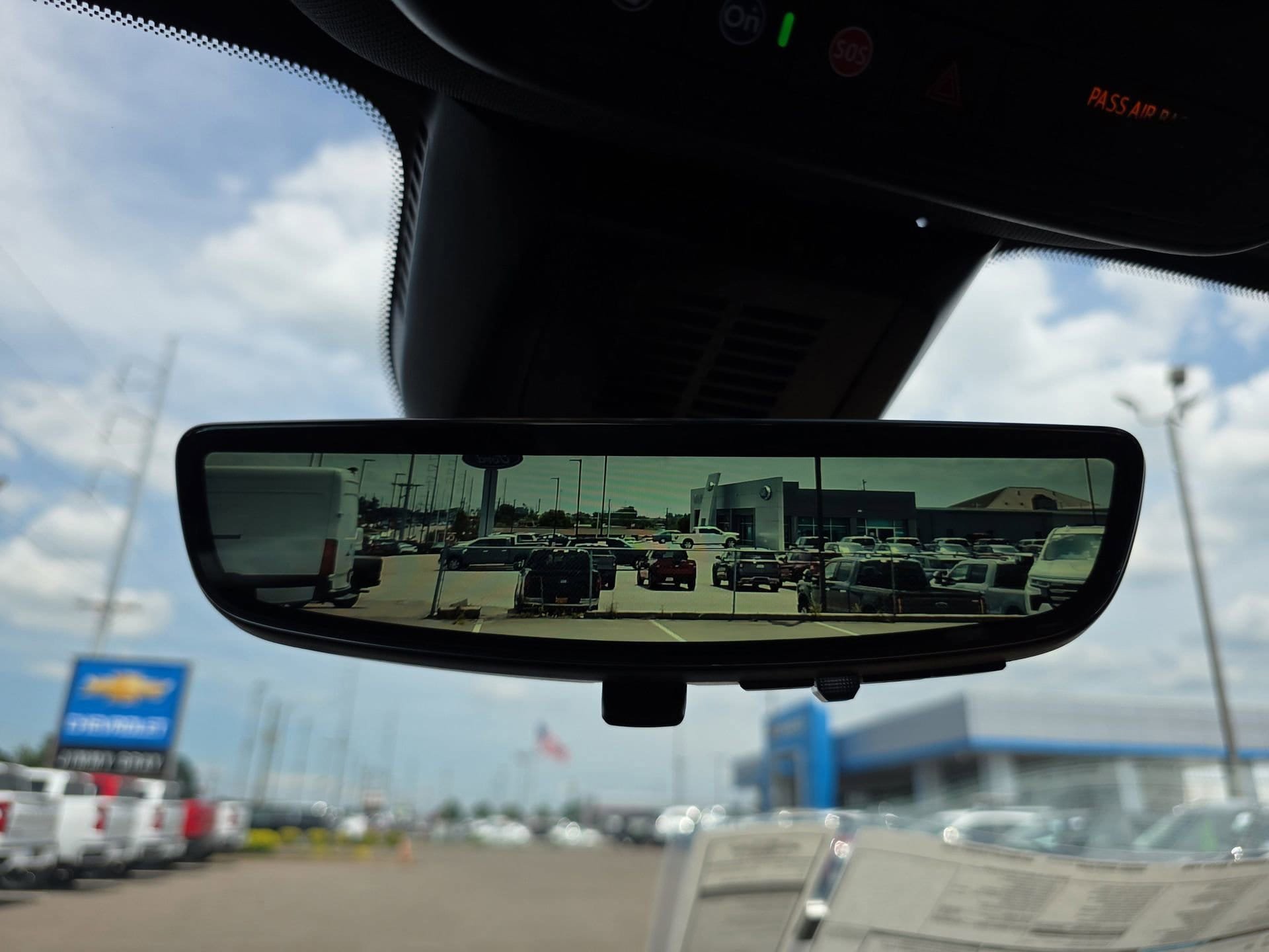New 2026 Chevrolet Equinox ACTIV w/ Safety and Technology Package FWD image 25